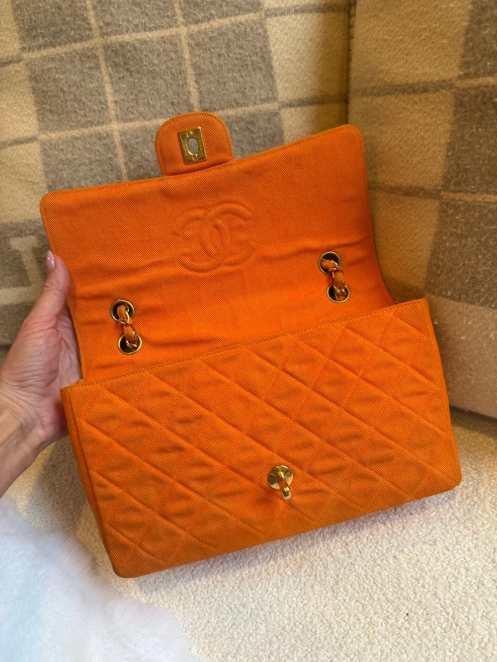 CHANEL Vintage Orange Denim Timeless Classic Medium Flap with 24K Gold Hardware - Picture 4 of 12